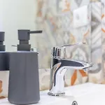 Bright And Elegant With Wifi Apartament